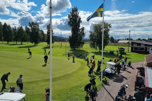 Öppning av alla 18-hål!