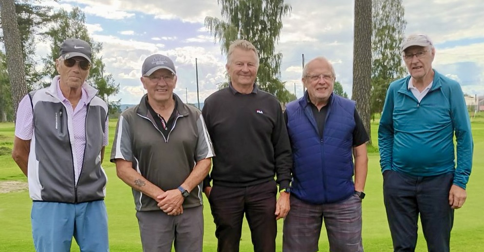 Pristagarkvintetten sista dagen i augusti 2023, fr v Leif S Lundin, Lennart Karlsson, Mats Friberg, Jan-Åke Ekberg och Jan Jonsson.