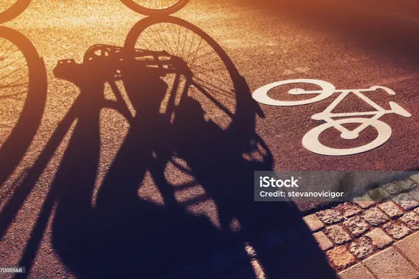 Viktig information – använd anvisade gång- och cykelvägar