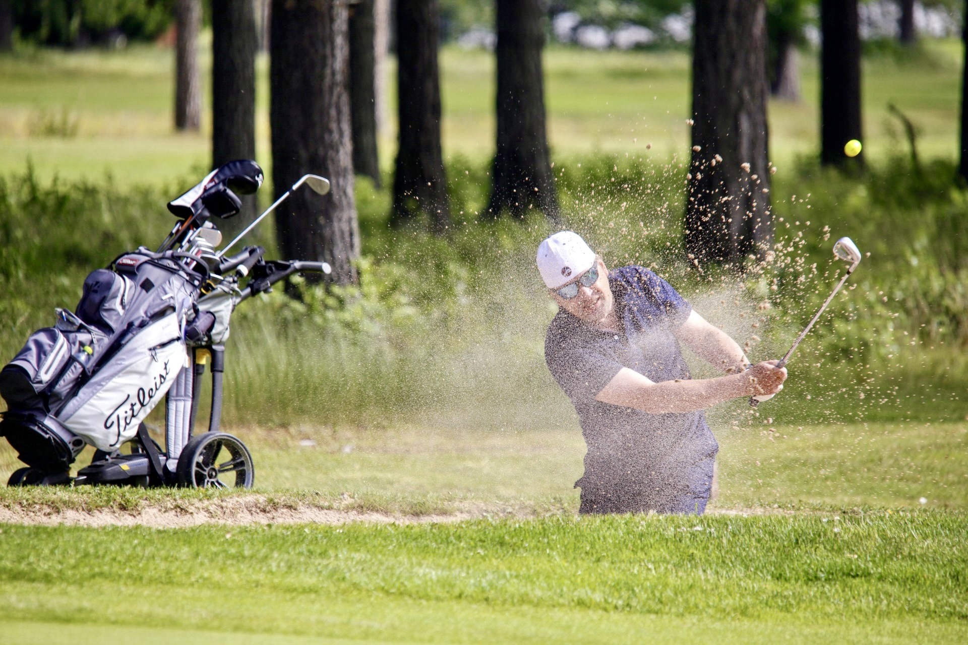 Ett av många bunkerslag. FOTO: GÖRAN ERLANDSSON